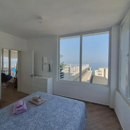 Dream House Apartment *