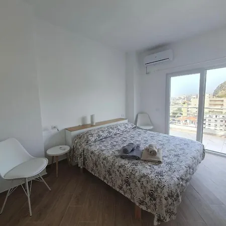 Dream House Apartment